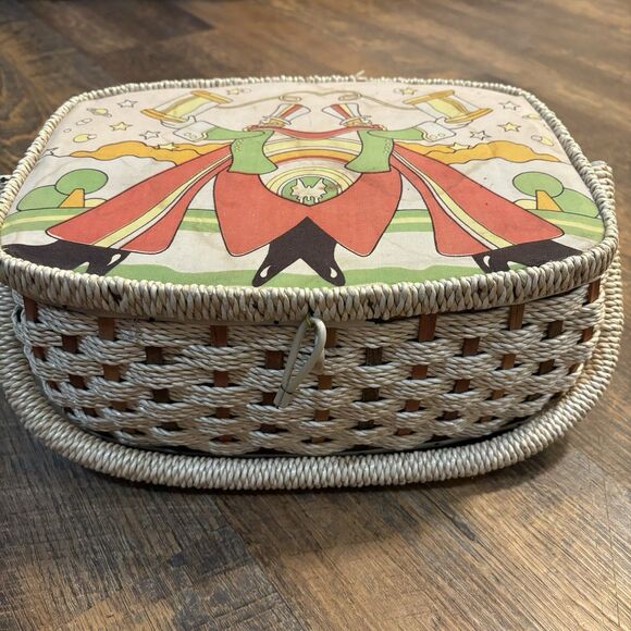 Vintage 1970s Belding Corticelli Sewing Basket Peter Max Style Print - Picture 3 of 13